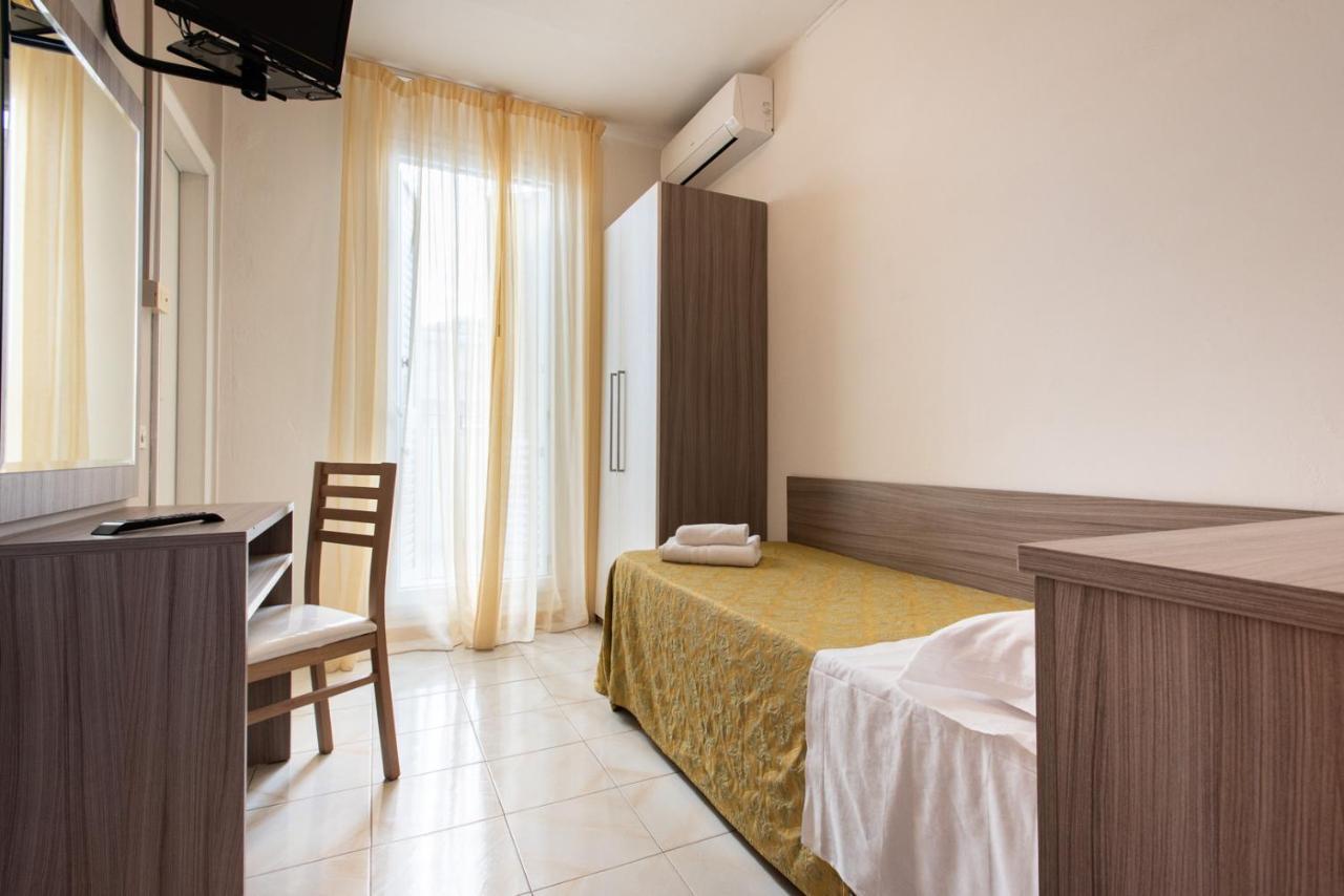 Hotel Consul - Family Hotel Риччоне Екстер'єр фото
