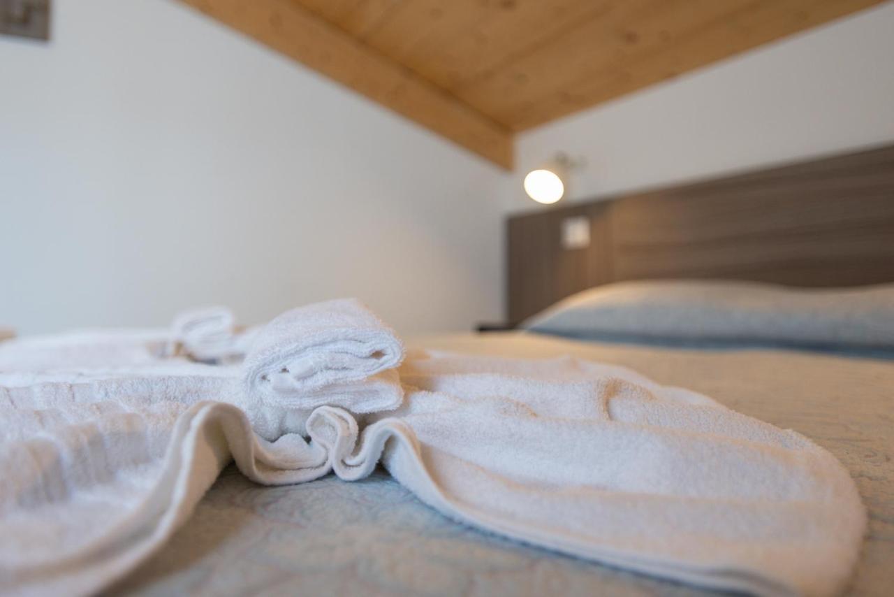 Hotel Consul - Family Hotel Риччоне Екстер'єр фото